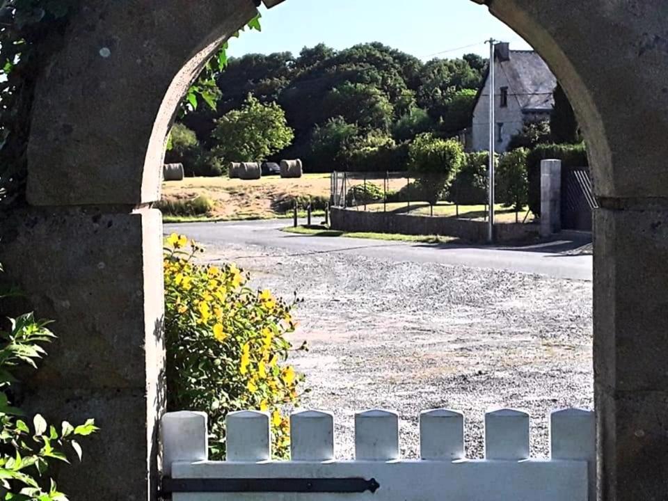 Ker Jerome - Traditional Stone Breton Cottage Near To Dinan Trelivan Exterior foto